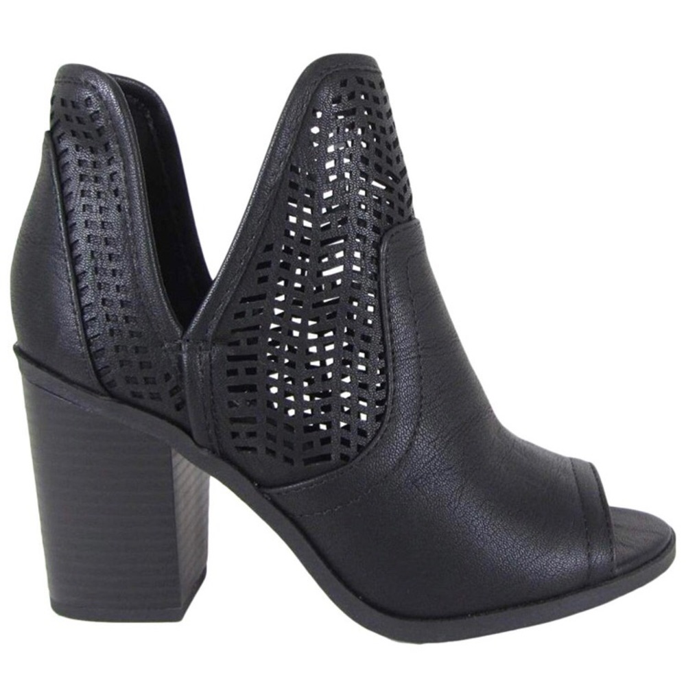 NEVER WORN! black leather open toe SODA booties